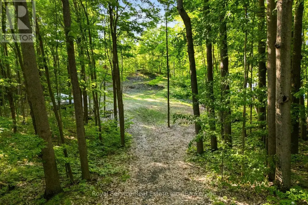 1314 Guigue Road, Frontenac (Frontenac Centre)